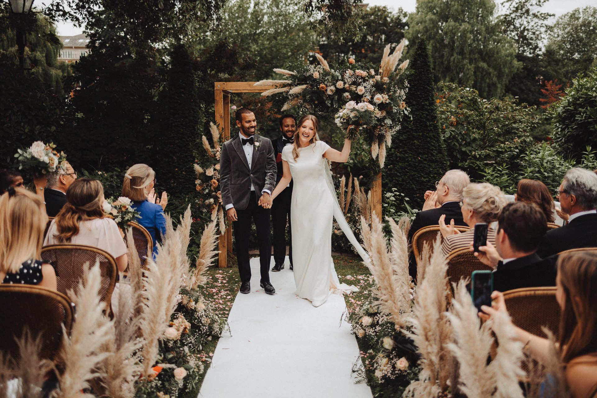 Bingham Riverhouse garden wedding